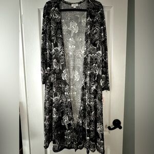 Lularoe Sarah Sweater BNWT Medium